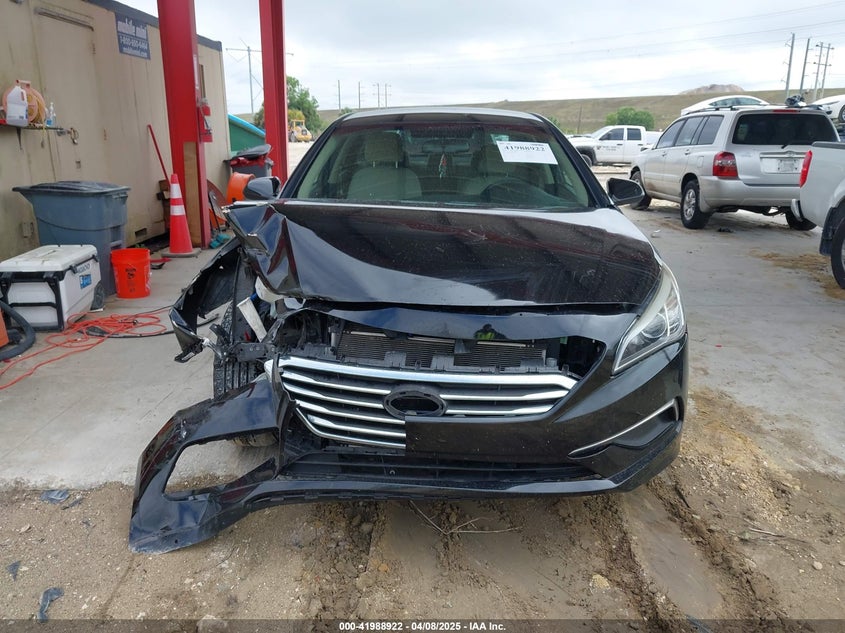 2016 HYUNDAI SONATA SE - 5NPE24AF5GH402491