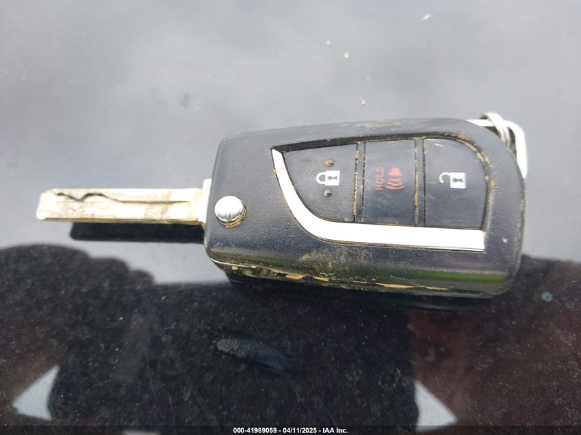 VIN NMTKHMBX3JR042534 2018 TOYOTA C-HR XLE