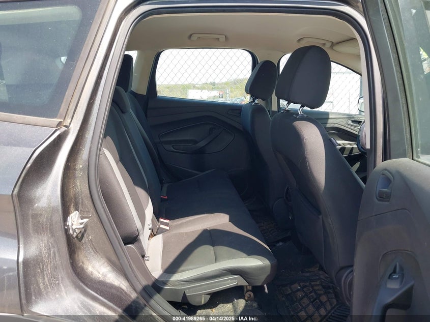 2016 FORD ESCAPE VIN: 1FMCU0F72GUA49463