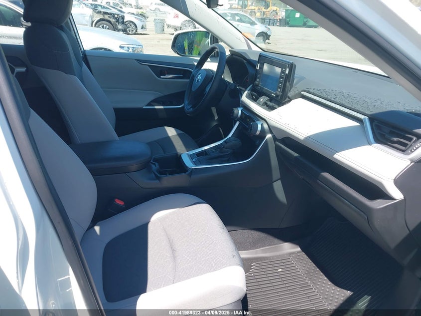 VIN 2T3P1RFV9NC294022 2022 TOYOTA RAV4 XLE