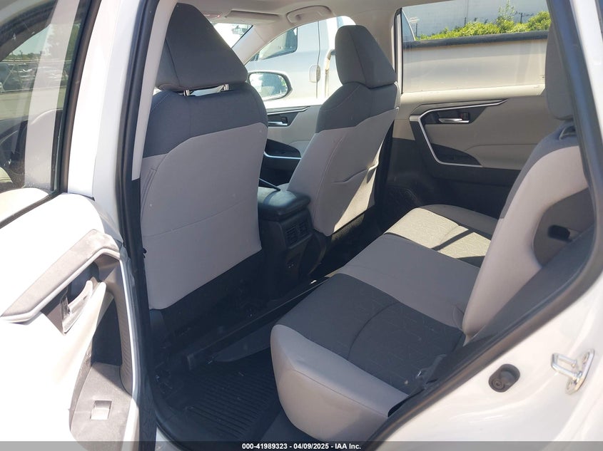 VIN 2T3P1RFV9NC294022 2022 TOYOTA RAV4 XLE