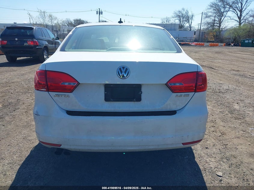 2013 VOLKSWAGEN JETTA 2.5L SE - 3VWDP7AJ6DM200247