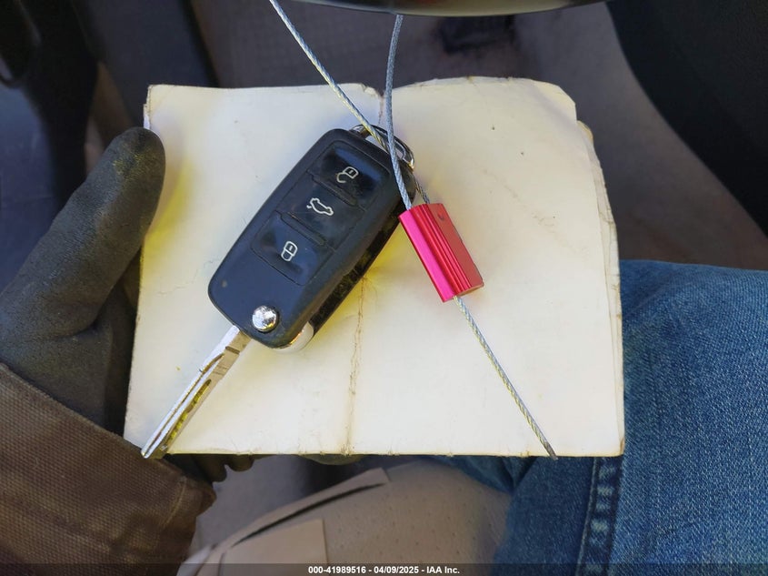 2013 VOLKSWAGEN JETTA 2.5L SE - 3VWDP7AJ6DM200247