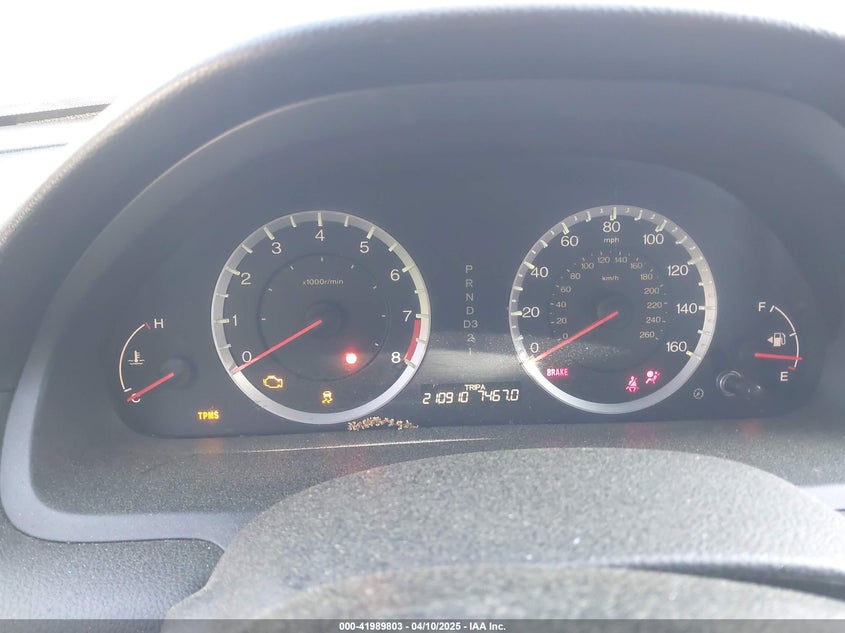 2011 HONDA ACCORD VIN: 1HGCP2F80BA056133
