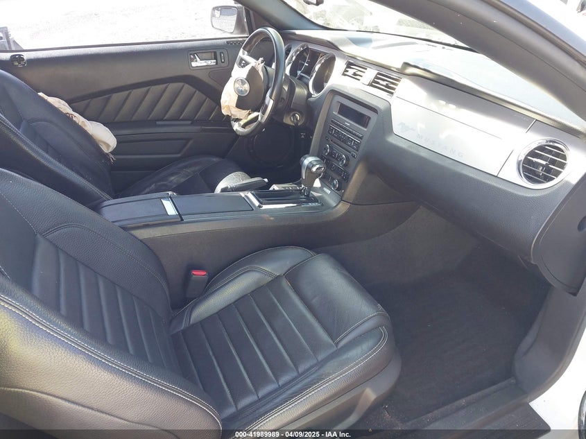 2011 FORD MUSTANG VIN: 1ZVBP8CF4B5164941