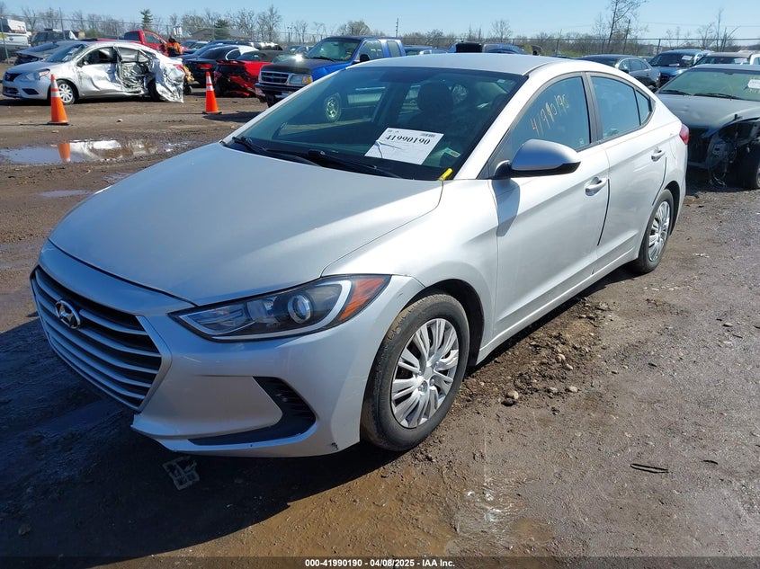 2018 HYUNDAI ELANTRA VIN: 5NPD74LF7JH261683