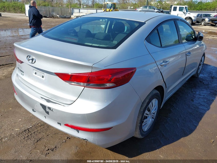 2018 HYUNDAI ELANTRA VIN: 5NPD74LF7JH261683