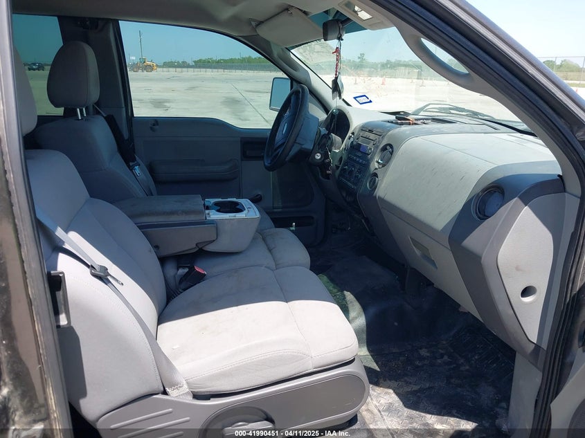 2006 FORD F-150 VIN: 1FTRX12W46KC84403