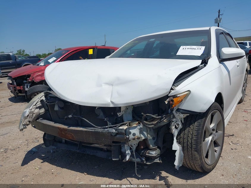 2012 TOYOTA CAMRY VIN: 4T1BK1FK2CU512868