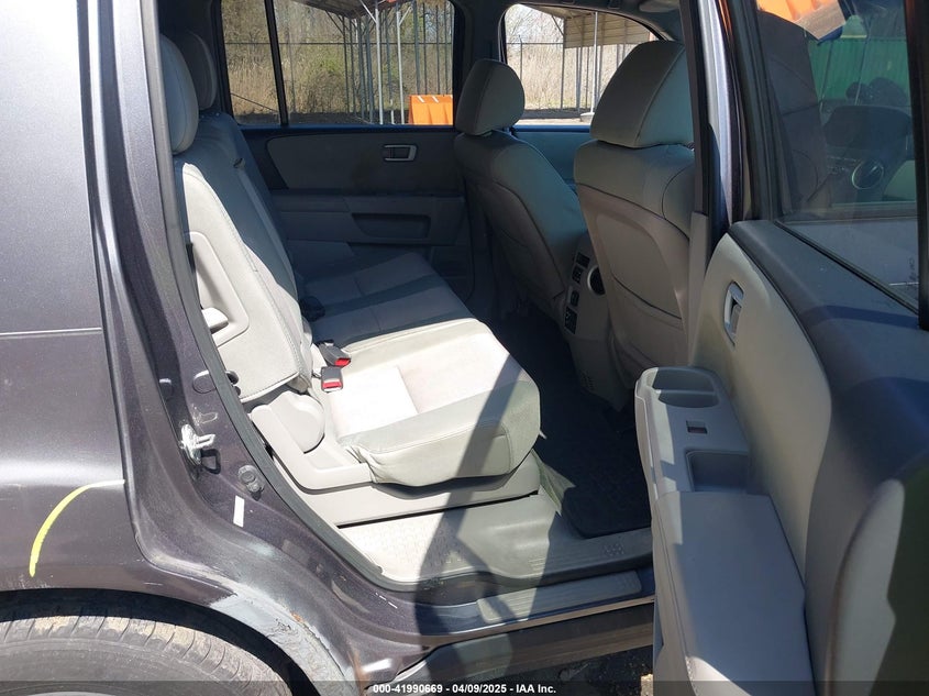 2015 HONDA PILOT SE - 5FNYF4H32FB032255