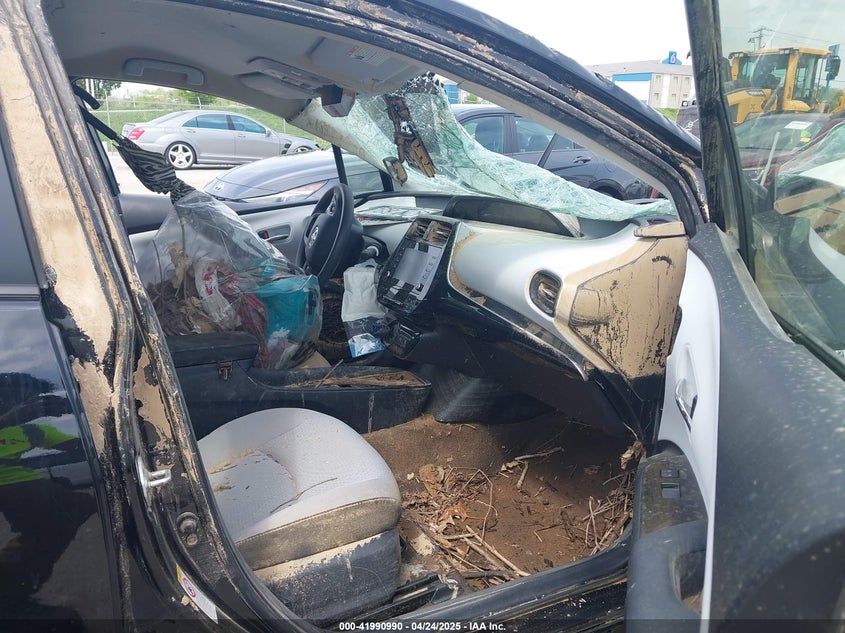 2020 TOYOTA PRIUS VIN: JTDKARFU6L3119565