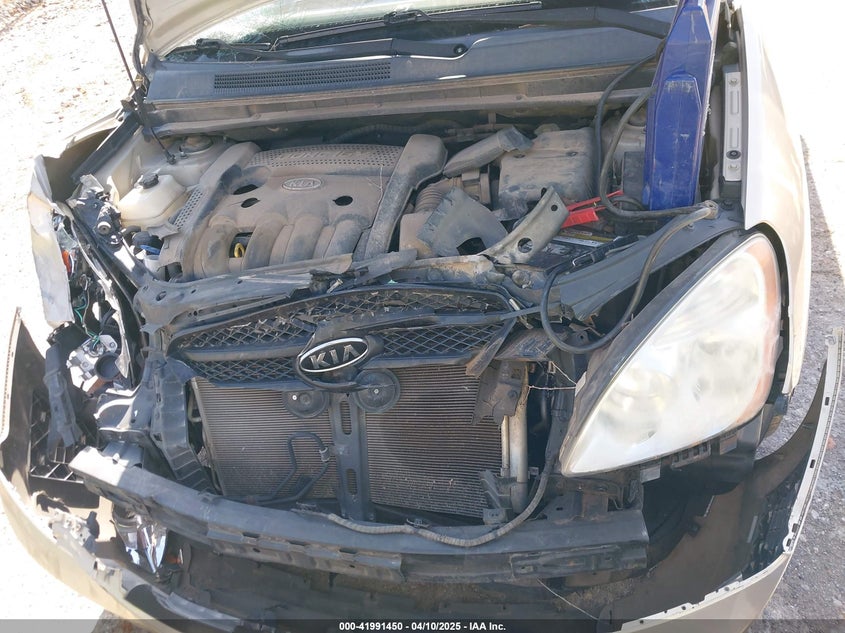 2007 KIA RONDO VIN: KNAFG525277055916