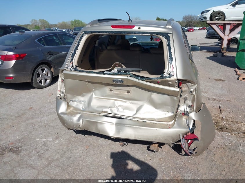2007 KIA RONDO VIN: KNAFG525277055916