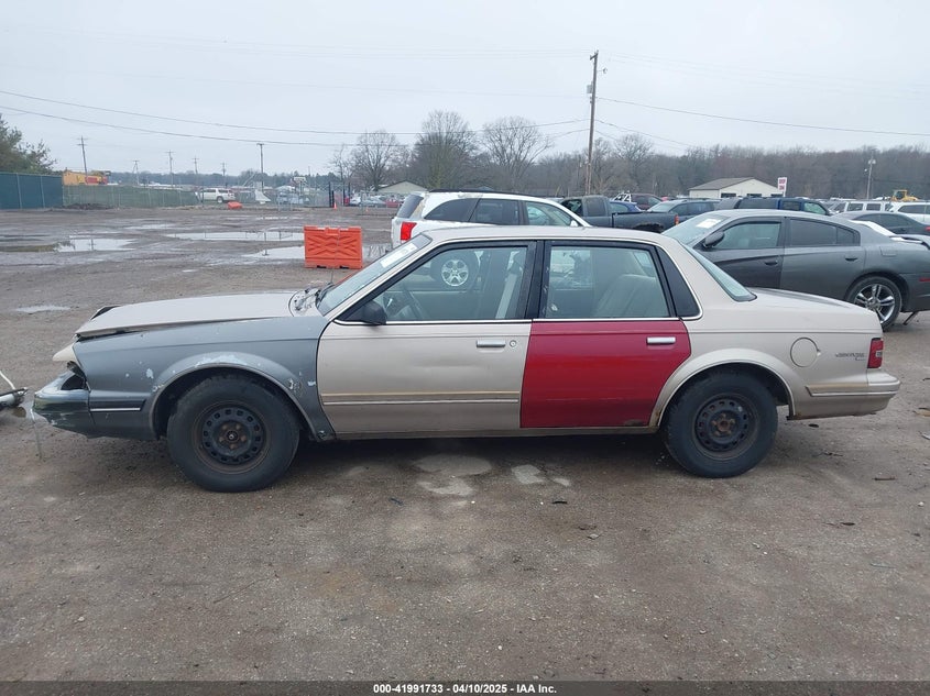 1996 Buick Century Special/Custom/Limited VIN: 1G4AG55M5T6426241 Lot: 41991733