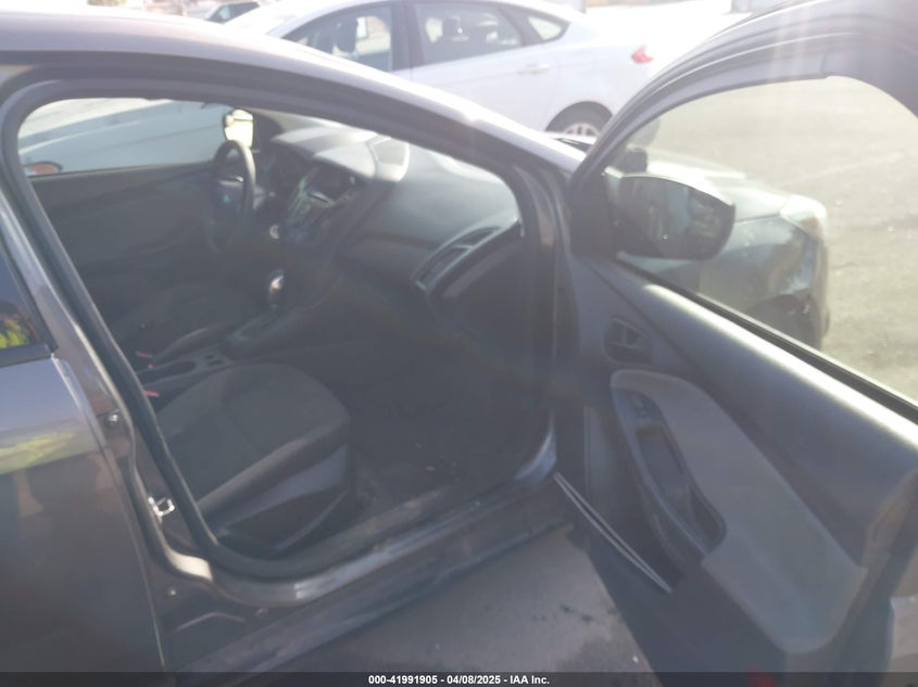 2012 FORD FOCUS VIN: 1FAHP3E23CL101925