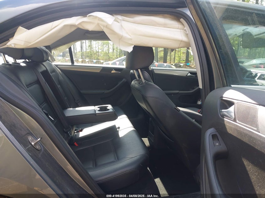 2017 VOLKSWAGEN JETTA VIN: 3VWB67AJ4HM343293