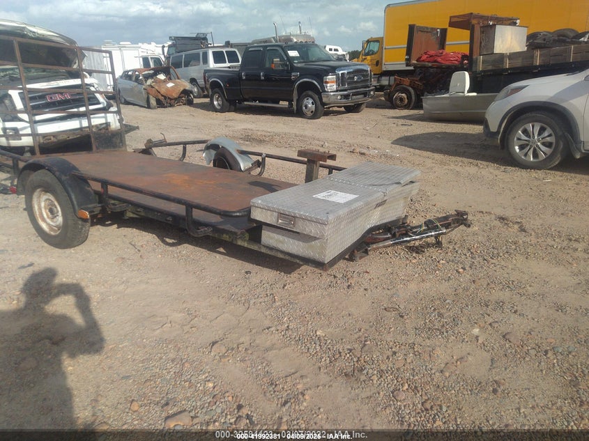 2010 UTILITY TRAILER MFG TRAILER