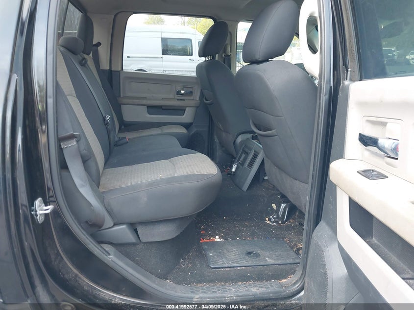2012 DODGE RAM 1500 VIN: 1C6RD7LT6CS104924