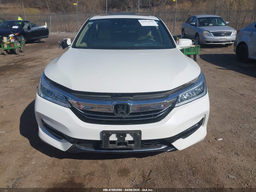 2017 HONDA ACCORD HYBRID VIN: JHMCR6F77HC017381