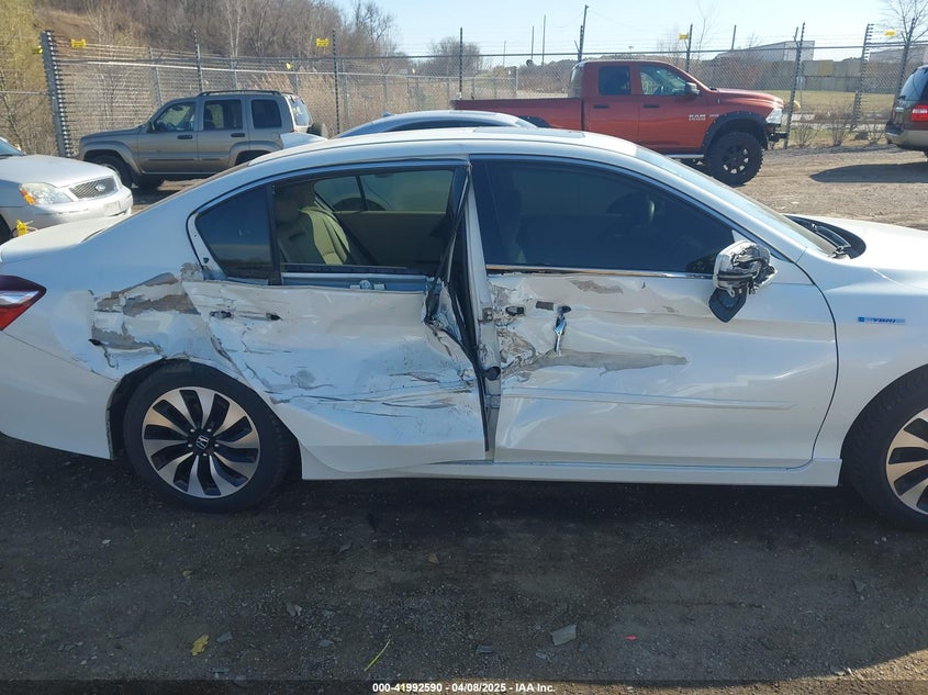 2017 HONDA ACCORD HYBRID VIN: JHMCR6F77HC017381