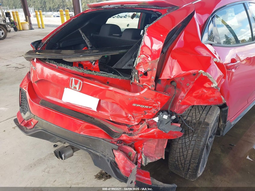 2017 HONDA CIVIC VIN: SHHFK7H43HU404913