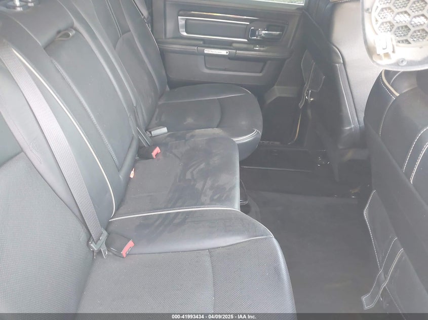 2018 RAM 1500 VIN: 1C6RR7PTXJS111299