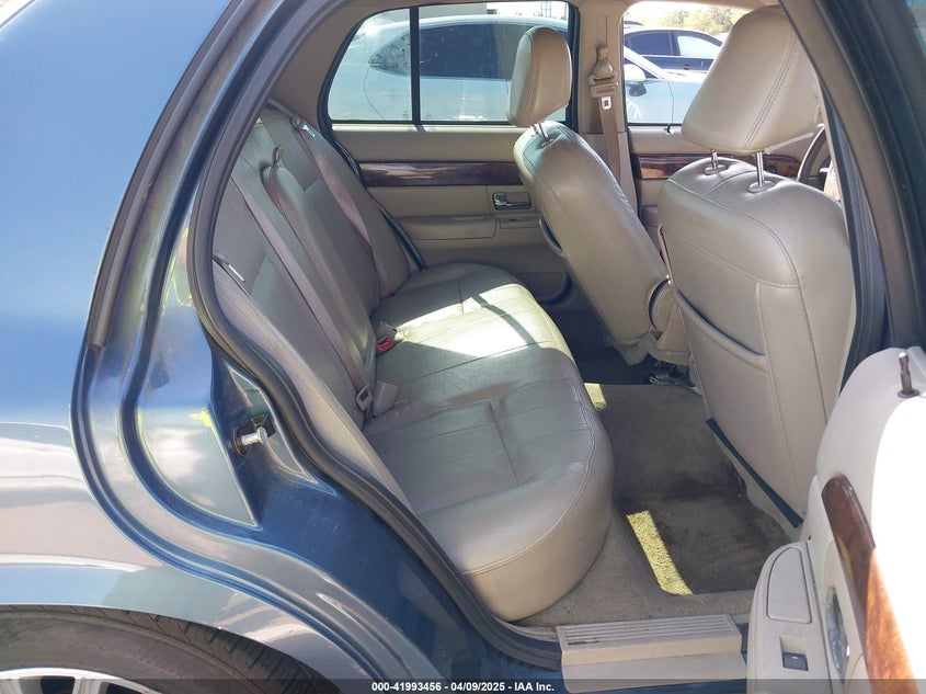 2009 MERCURY GRAND MARQUIS VIN: 2MEHM75V09X634393