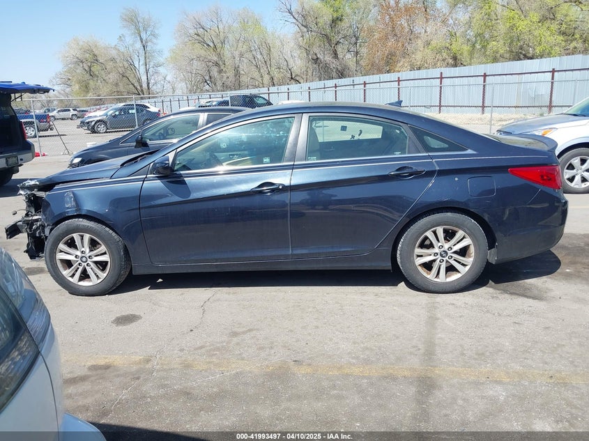 2013 HYUNDAI SONATA GLS - 5NPEB4AC5DH736621