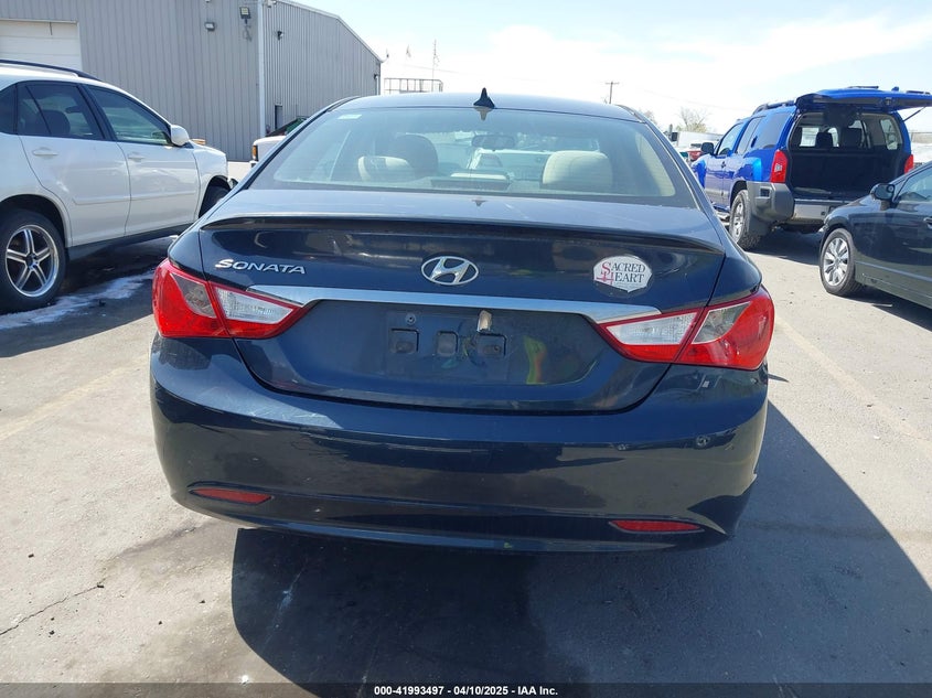 2013 HYUNDAI SONATA GLS - 5NPEB4AC5DH736621