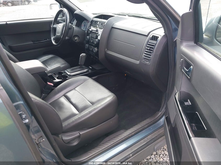 2010 FORD ESCAPE VIN: 1FMCU9EG1AKB89593