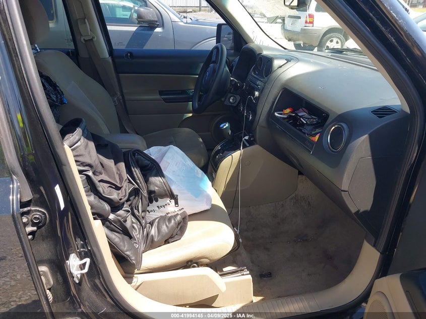 2014 JEEP PATRIOT VIN: 1C4NJPBA1ED645323
