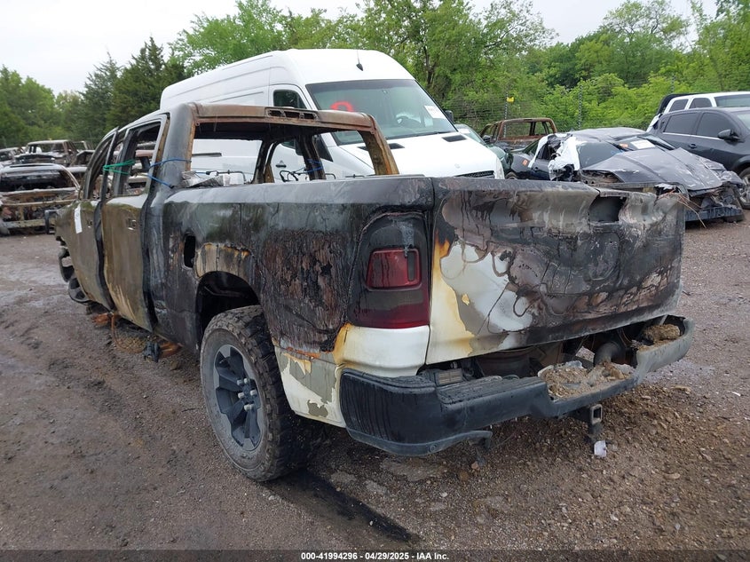 2022 RAM 1500 VIN: 1C6RRENT8NN451322