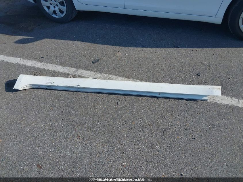 2010 Toyota Camry Le VIN: 4T4BF3EK8AR070506 Lot: 41994539