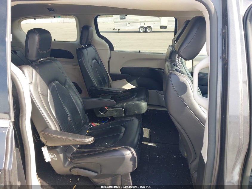 2020 Chrysler Pacifica Touring L VIN: 2C4RC1BG9LR268909 Lot: 41994920