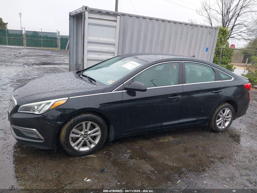 2015 HYUNDAI SONATA SE - 5NPE24AF4FH216200