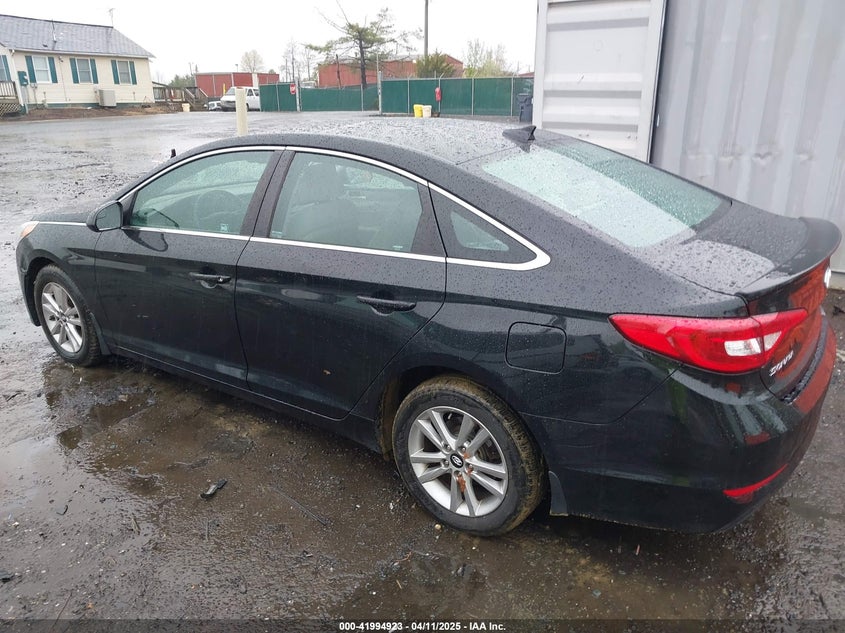 2015 HYUNDAI SONATA SE - 5NPE24AF4FH216200