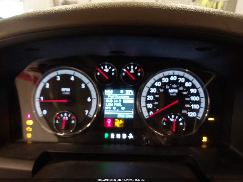 2012 RAM 1500 VIN: 1C6RD7LT2CS109716