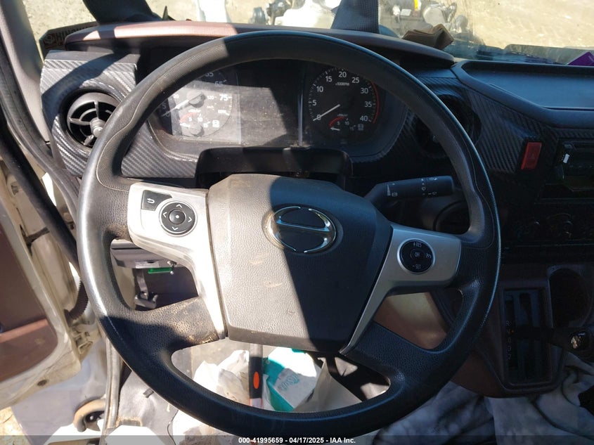 5PVNJ8AV6M5T51497 2021   photo no. 12