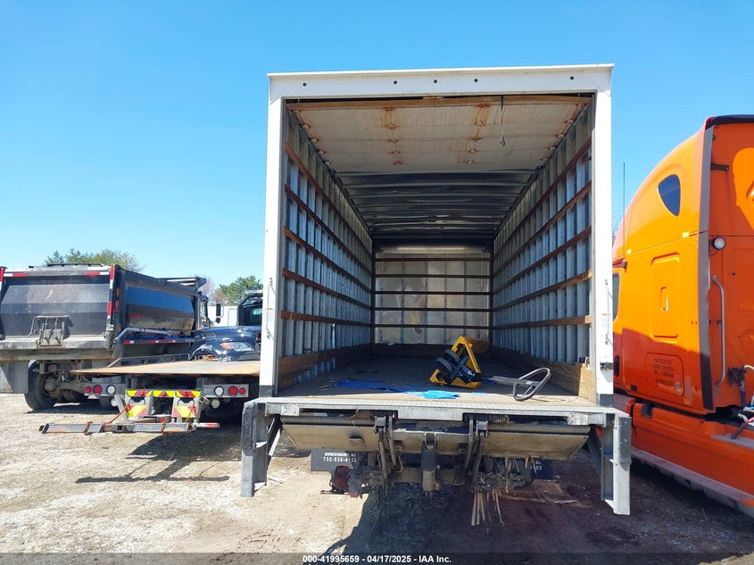5PVNJ8AV6M5T51497 2021   photo no. 8