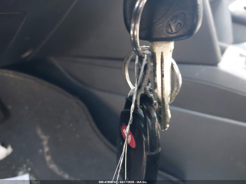 2020 HYUNDAI ELANTRA SE - KMHD74LF5LU939304