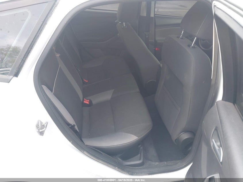 2014 FORD FOCUS VIN: 1FADP3K21EL219834