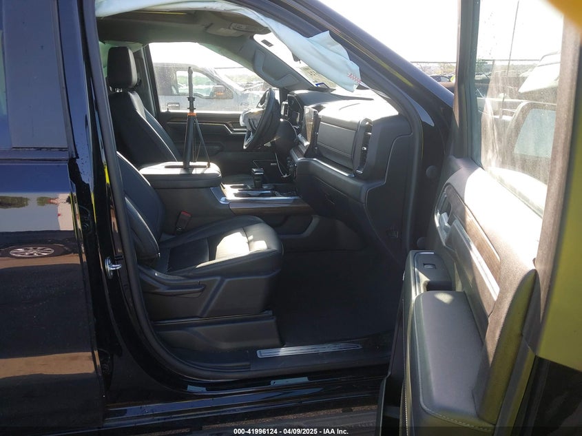 2022 CHEVROLET SILVERADO 1500 4WD  SHORT BED LT TRAIL BOSS - 3GCUDFED1NG614501