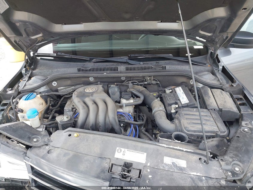 2015 VOLKSWAGEN JETTA 2.0L S - 3VW2K7AJ6FM402420