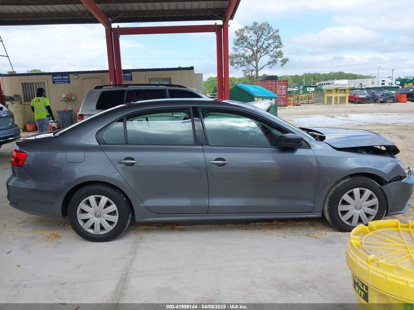 2015 VOLKSWAGEN JETTA 2.0L S - 3VW2K7AJ6FM402420