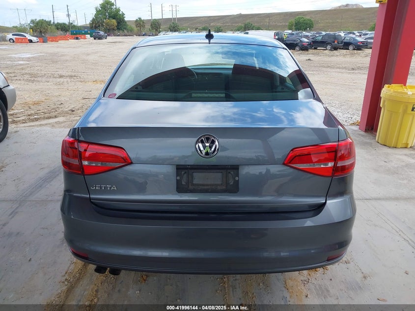 2015 VOLKSWAGEN JETTA 2.0L S - 3VW2K7AJ6FM402420