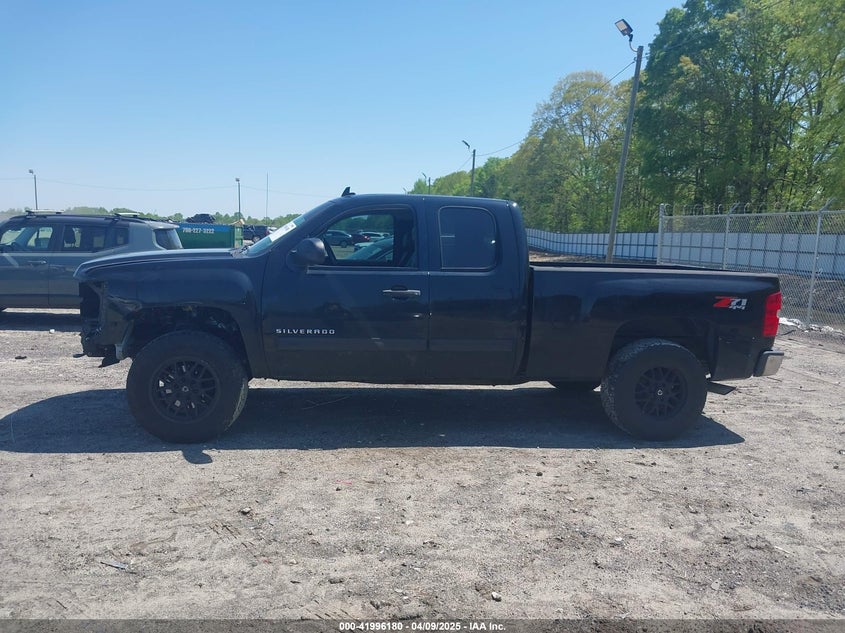 2013 CHEVROLET SILVERADO 1500 VIN: 1GCRKSE71DZ411511