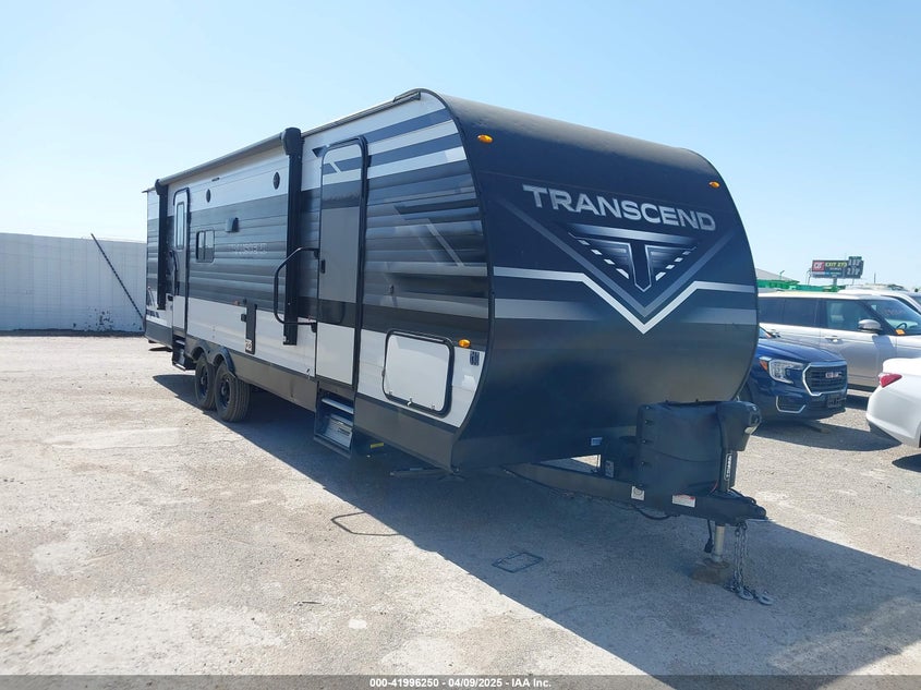 2022 GRAND DESIGN M-265BH  (VIN: 573TT3326NDD04271)