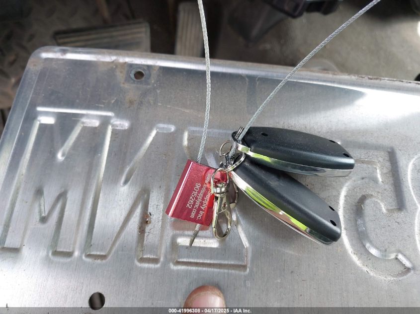 2004 Chevrolet Silverado 1500 Z71 VIN: 1GCEK19T64Z283606 Lot: 41996308