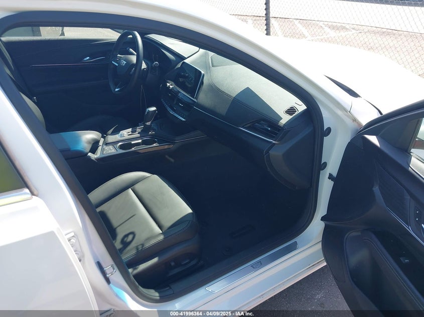 2021 CADILLAC CT4 VIN: 1G6DA5RK1M0132841