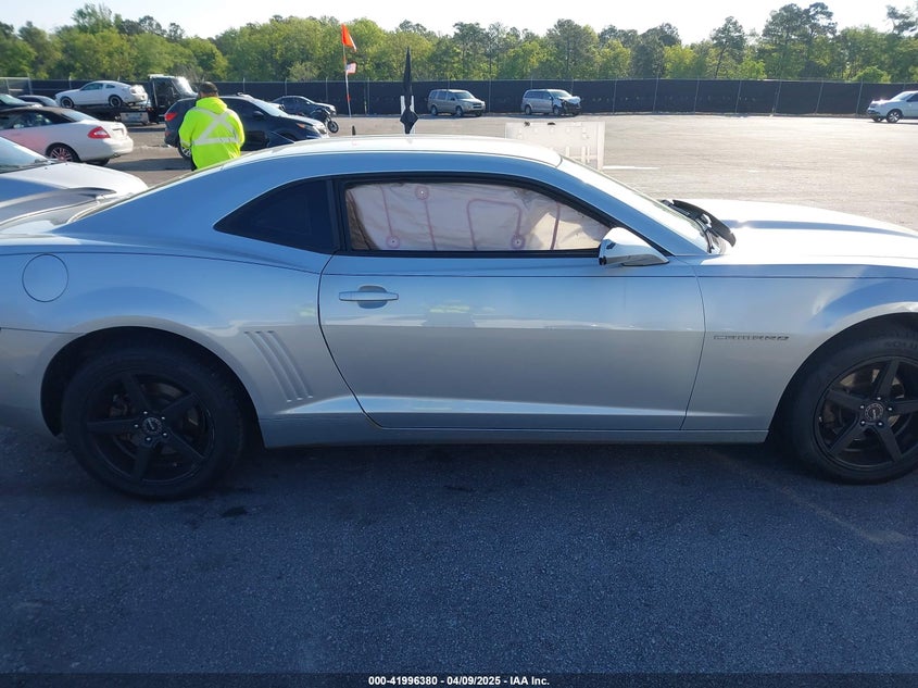 2011 CHEVROLET CAMARO VIN: 2G1FA1ED0B9137949